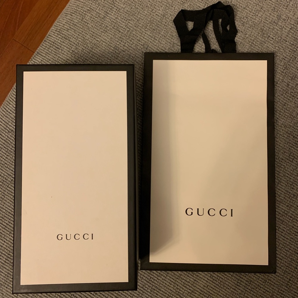 2in1 Gucci Shoe Box with Shopping Bag, No flaw